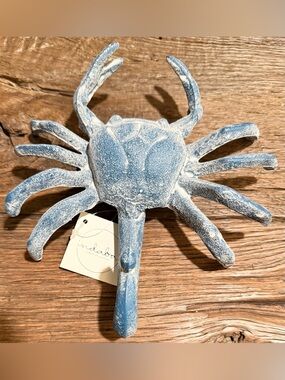 NWT Indaba Trading Coastal Cast Iron Blue Crab Wall Hook - Decorative Home Decor